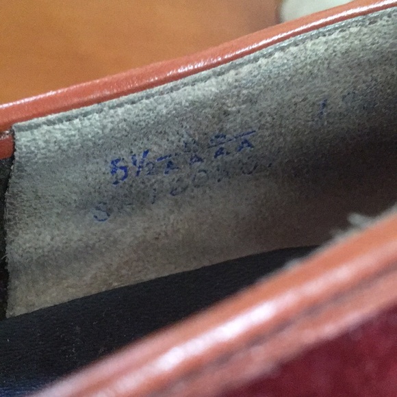 VINTAGE NATURALIZER SUEDE PATCH WORK LOW HEEL SIZE 5.5 - Picture 7 of 10